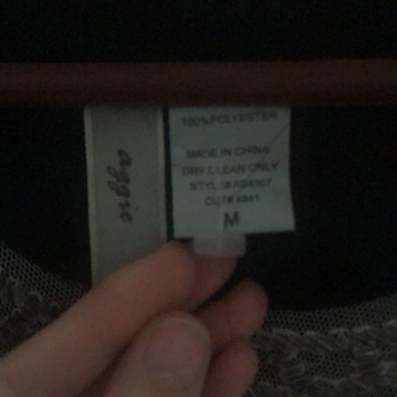 Black dress - Picture 3 of 3